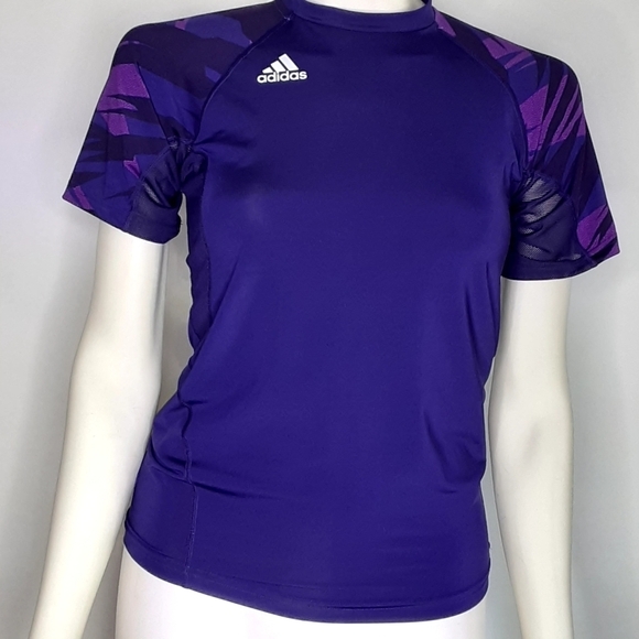 Adidas short sleeve Sz small - Picture 2 of 6